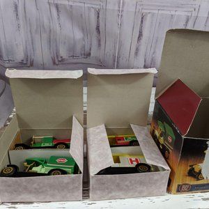 Classic trucks collector set of 1912 model t ambul